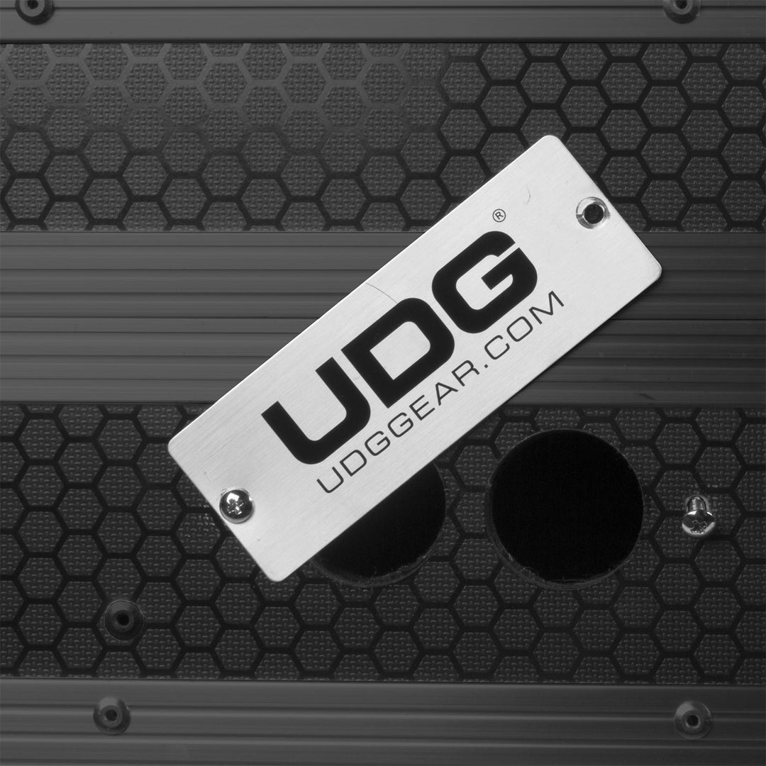 UDG Ultimate Flight Case Set PLX9/SL1200 Black MK2 Plus (Laptop Shelf + Wheels)