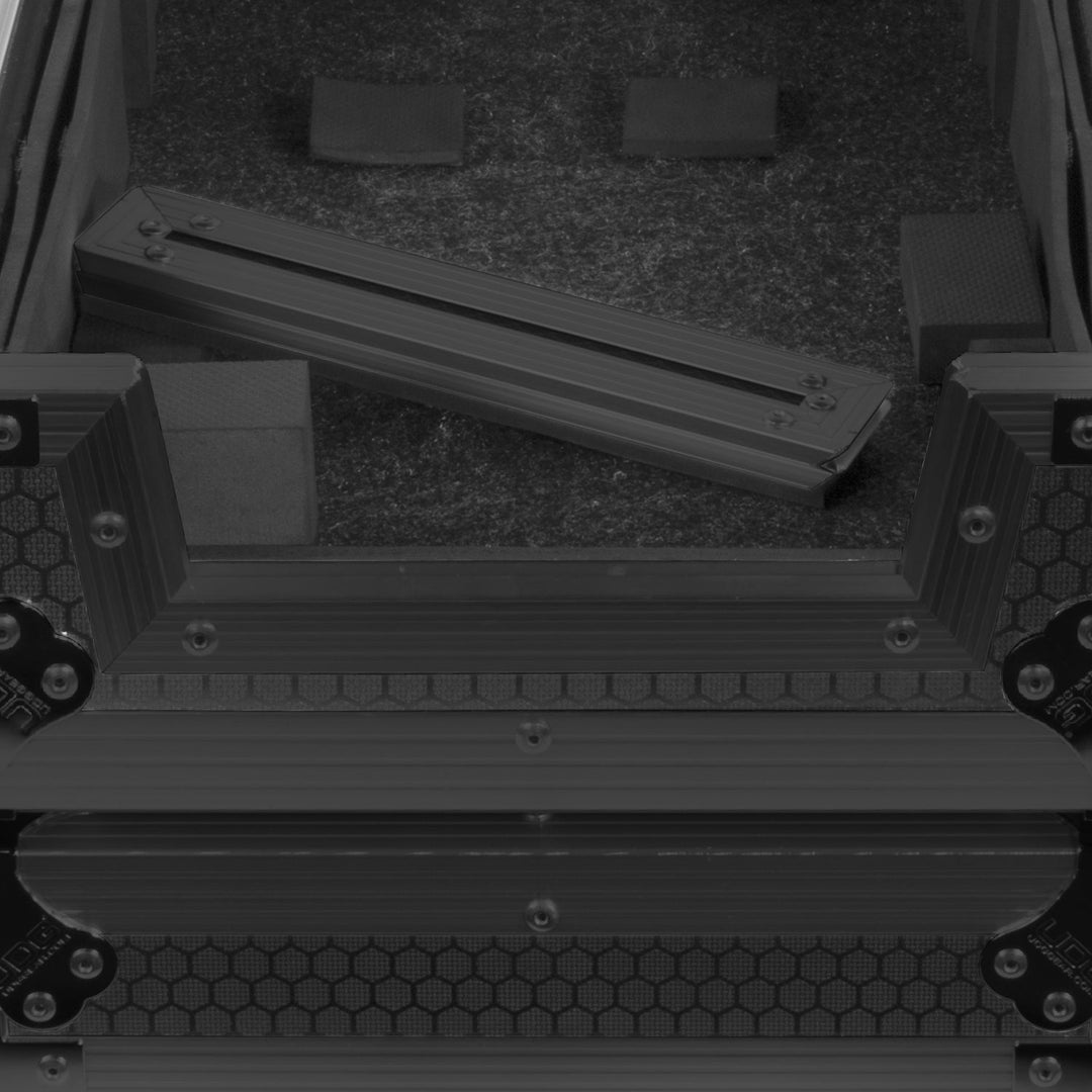 UDG Ultimate Flight Case Pioneer PLX-CRSS12 Black