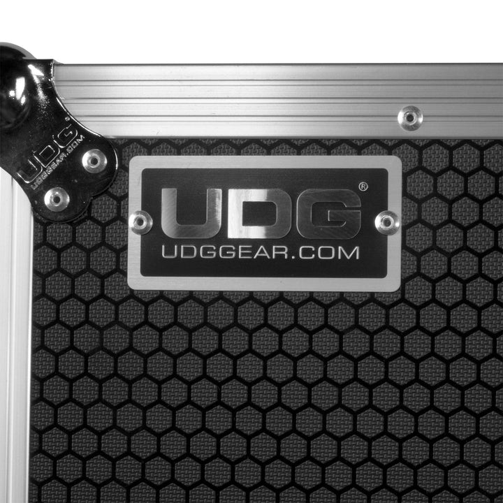 UDG Ultimate Flight Case Multi Format XL Silver Plus (Laptop Shelf, Trolley & Wheels)