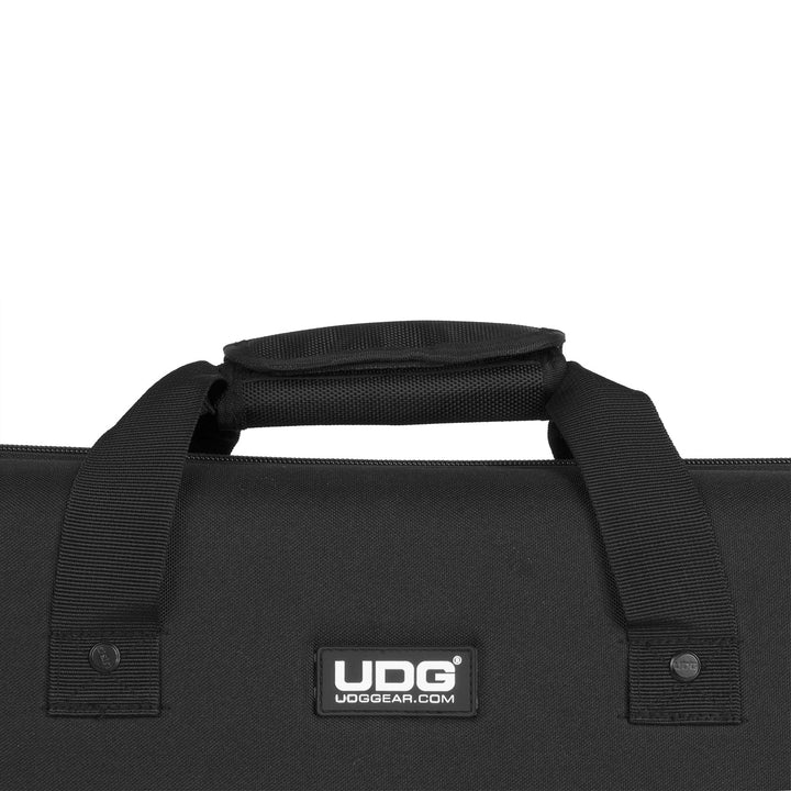 UDG Creator Controller Hardcase Medium Black MK2