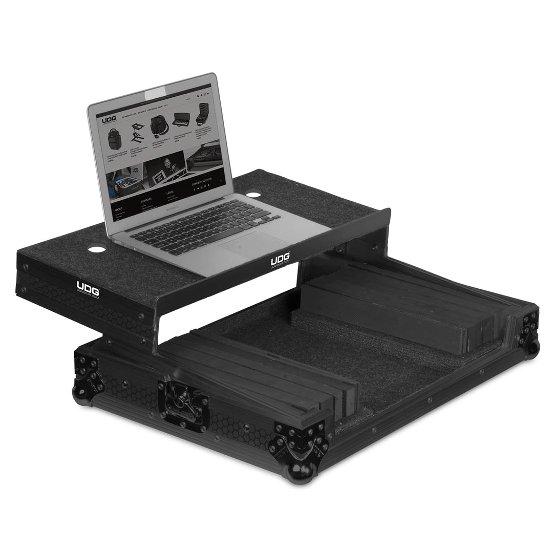 UDG Ultimate Flight Case Multi Format XL Black MK3 Plus (Laptop Shelf)