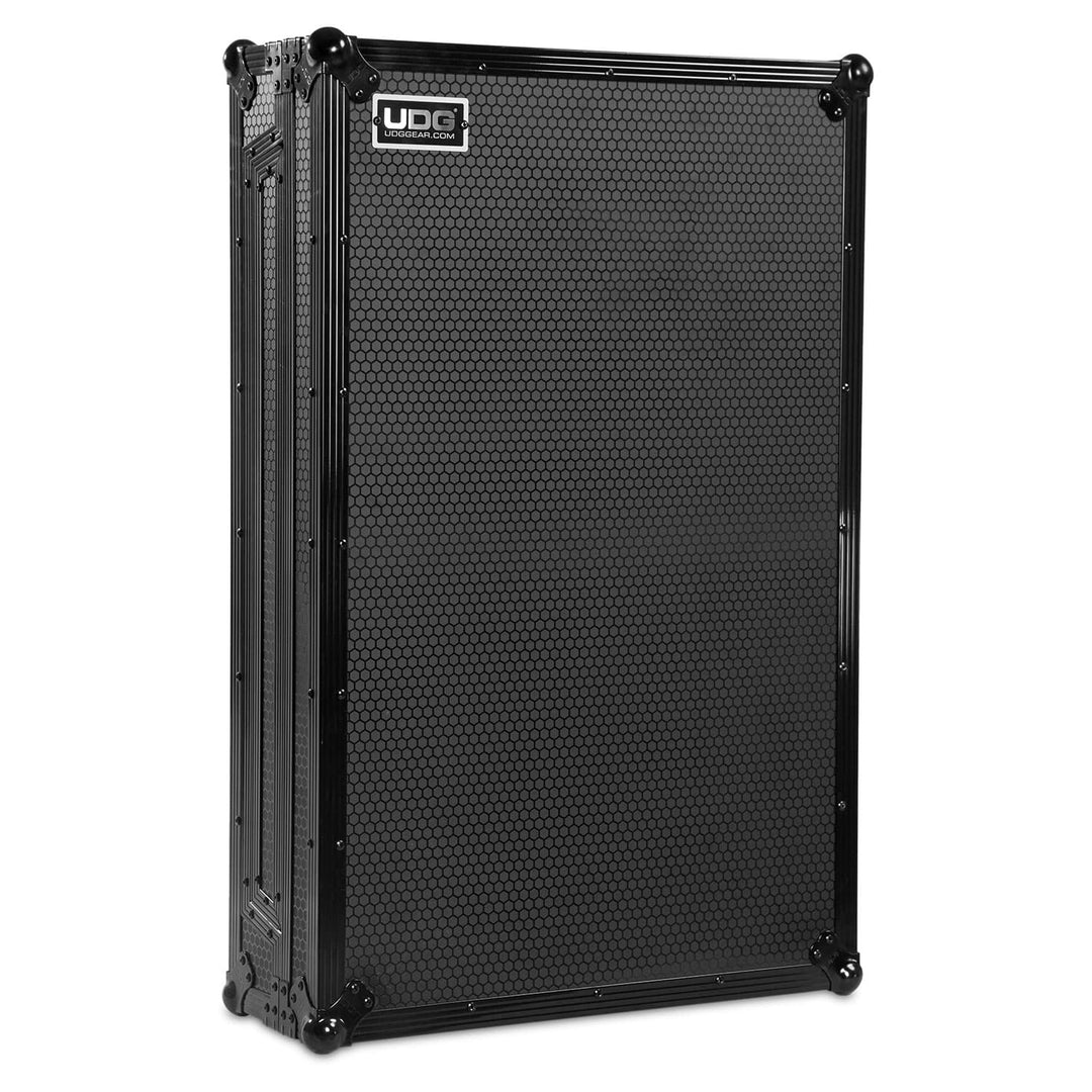 UDG Ultimate Flight Case Multi Format 3XL Black Plus (Wheels)